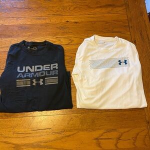 Boys size medium Under Armour long sleeved shirts